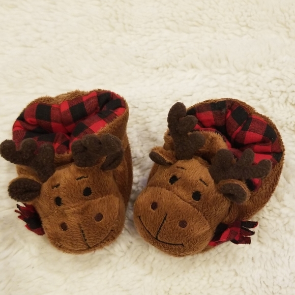 🎉 Infant Moose plaid slippers EUC - Picture 2 of 6